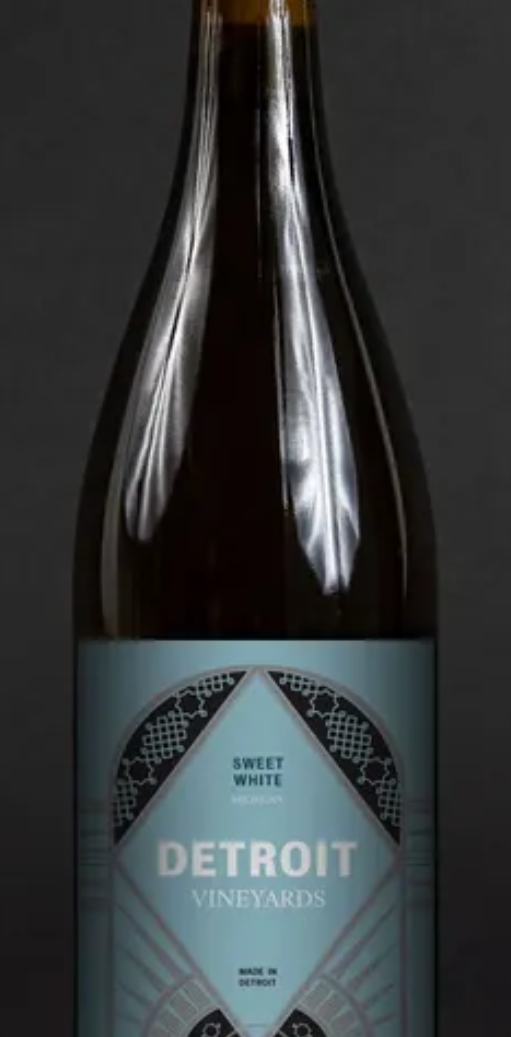 NV Detroit Vineyards Sweet White, Michigan, USA (750ml)