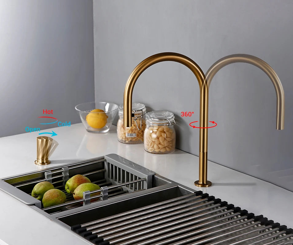 Modern Kitchen Faucet Brsuh Matt Brass Material Kitchen Sink Faucet Kitchen Product Kitchen Sink Mixer Tap