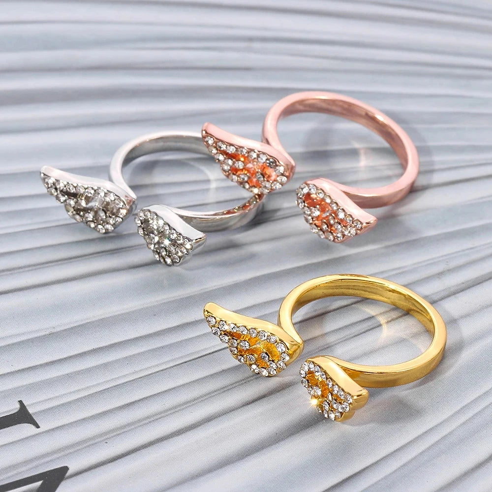 Korean Style Angel Wings Ring Adjustable Rhinestone Finger Rings For Women Silver Color Female Party Birthday Jewelry Gift