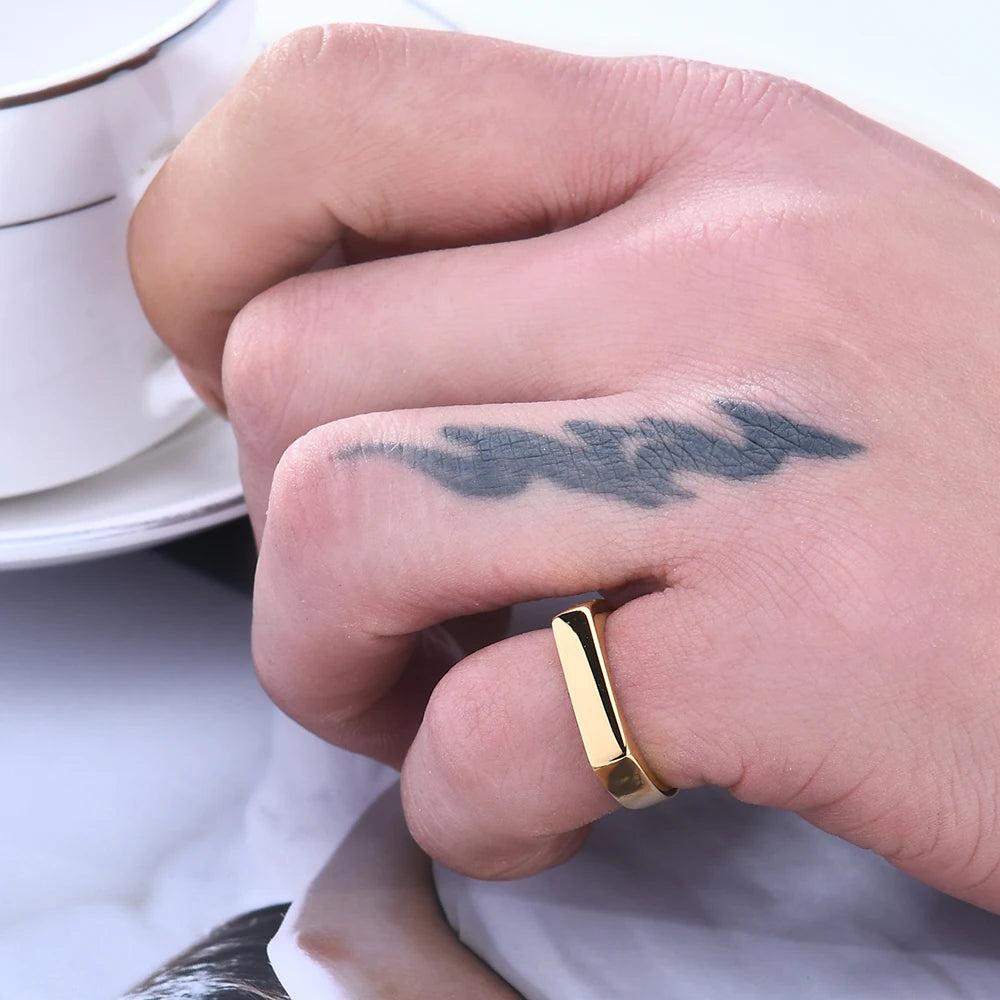 Gothic INS Signet Rings for Men Punk Black Oil Pinky Ring Gold Color Tone Stainless Steel Chunky Boys Teens Fraternal Jewelry