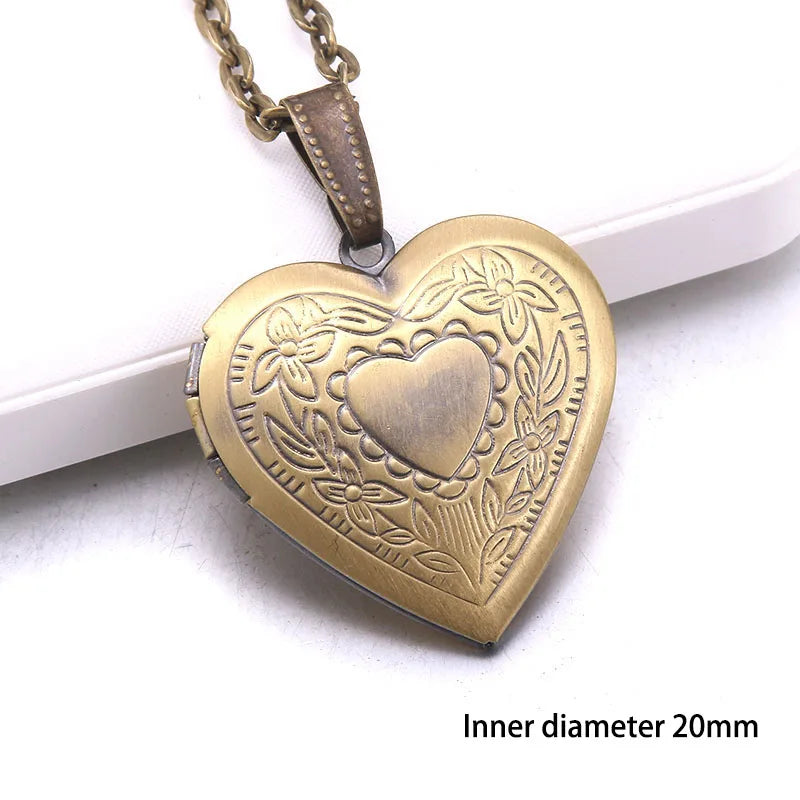 Heart Carved Flower stripe Locket Pendant Necklace Women Vintage Ancient Brass Opening Photo Box Jewelry Romantic Gift