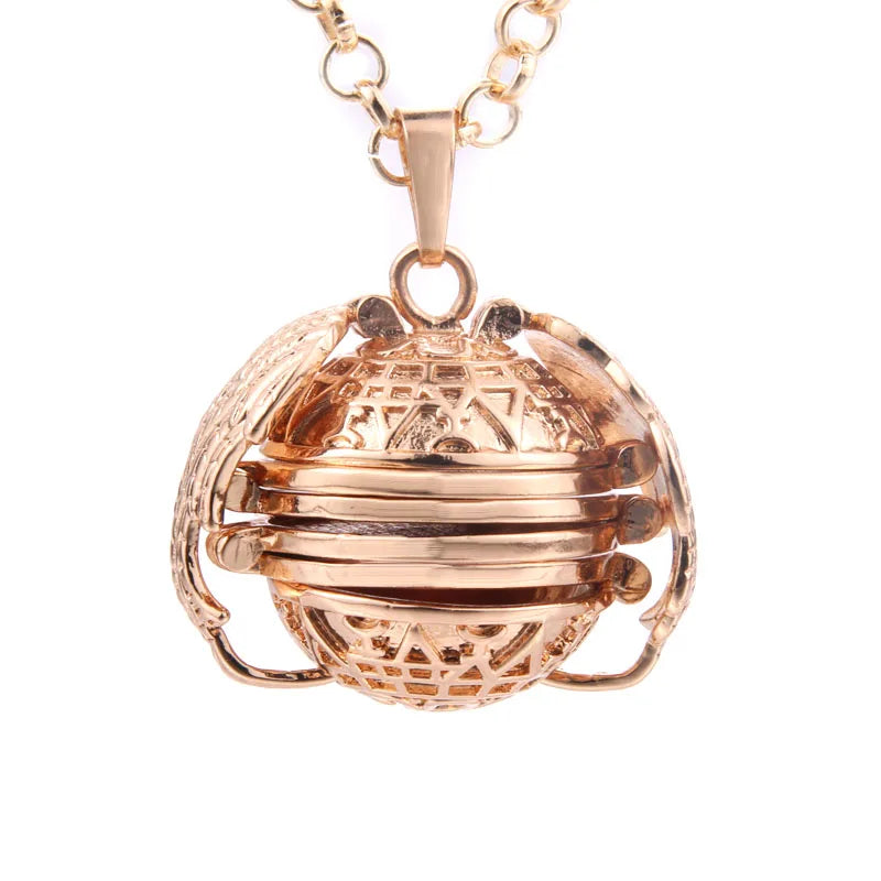 Heart Carved Flower stripe Locket Pendant Necklace Women Vintage Ancient Brass Opening Photo Box Jewelry Romantic Gift