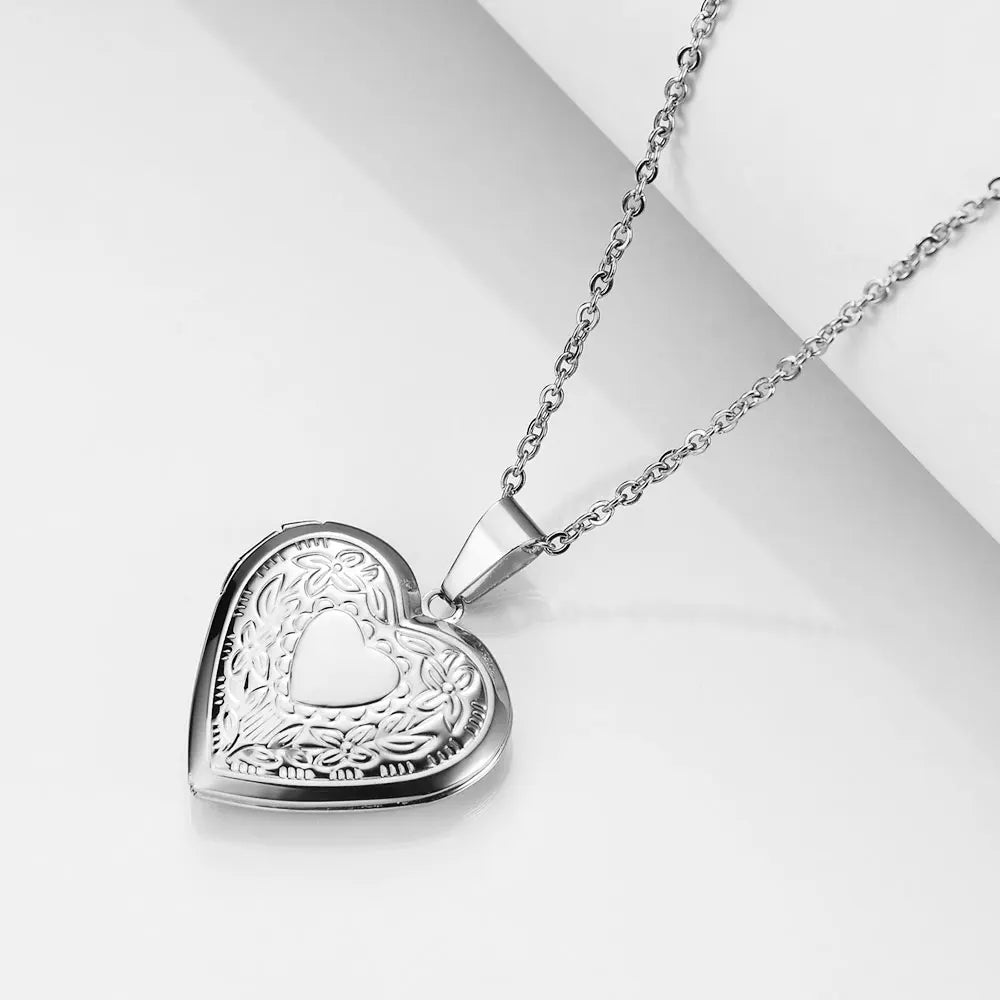 Fashion Heart Locket Pendant Necklaces for Women Openable Photo Frame Floral Stainless Steel Necklaces Family Love Collar