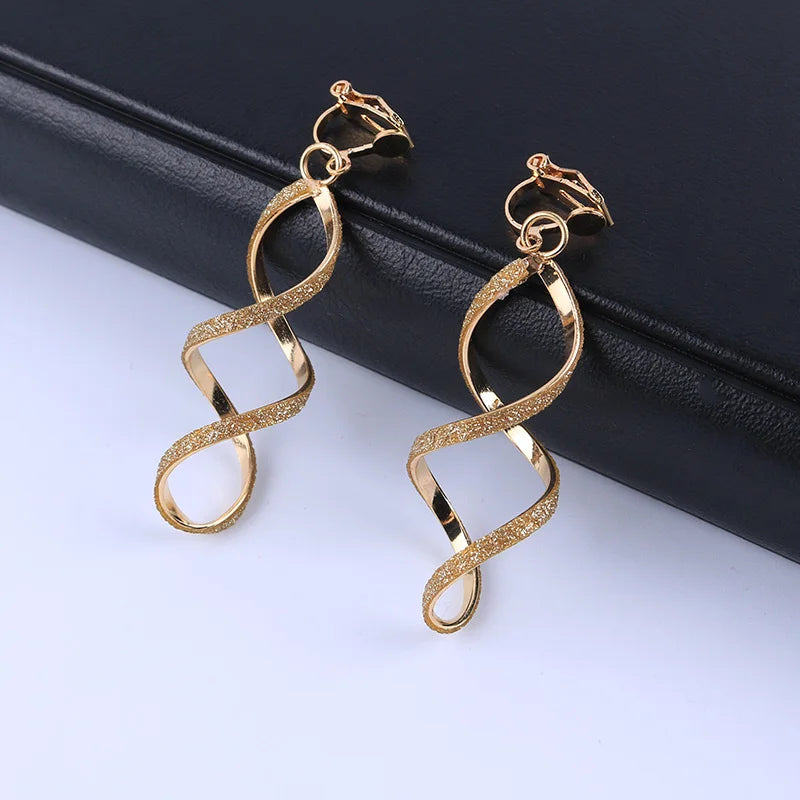 4 Color Geometry Irregular Metal Wave Pattern Glitter Clip on Earrings No Pierced for Women Minimalism Ear Clips Fashion Jewelry
