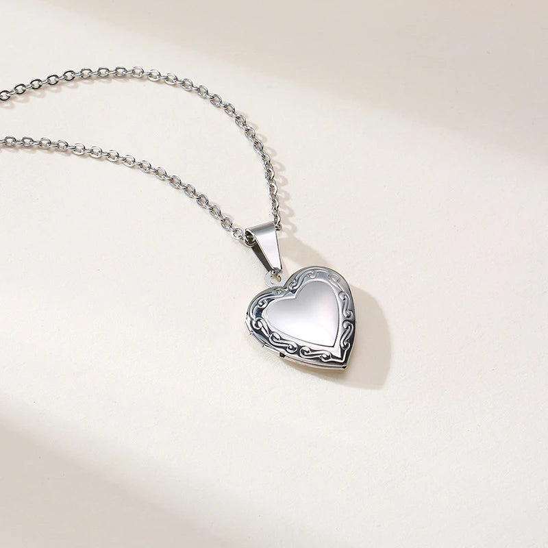 Vnox Customize Picture Name Women Necklaces Heart Locket Pendant Family Image Personalized Anniversary Gift