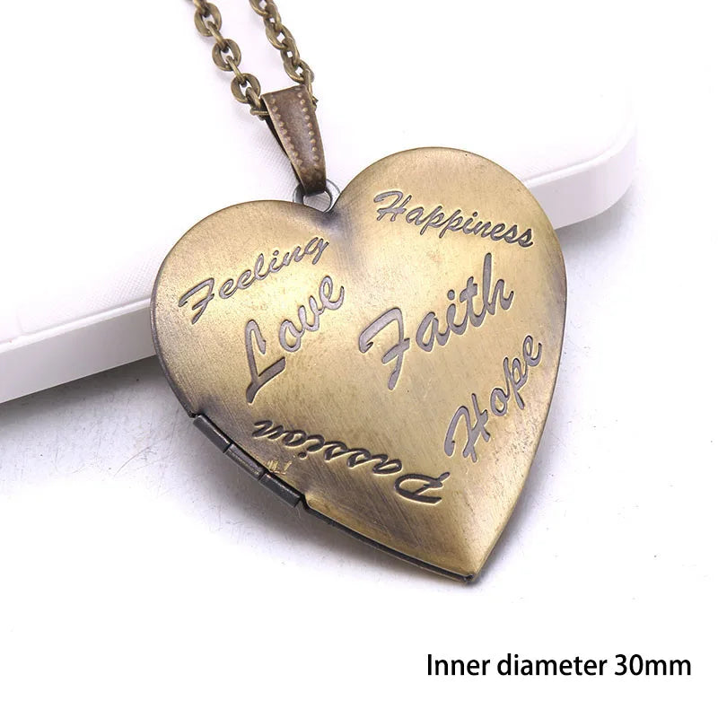 Heart Carved Flower stripe Locket Pendant Necklace Women Vintage Ancient Brass Opening Photo Box Jewelry Romantic Gift