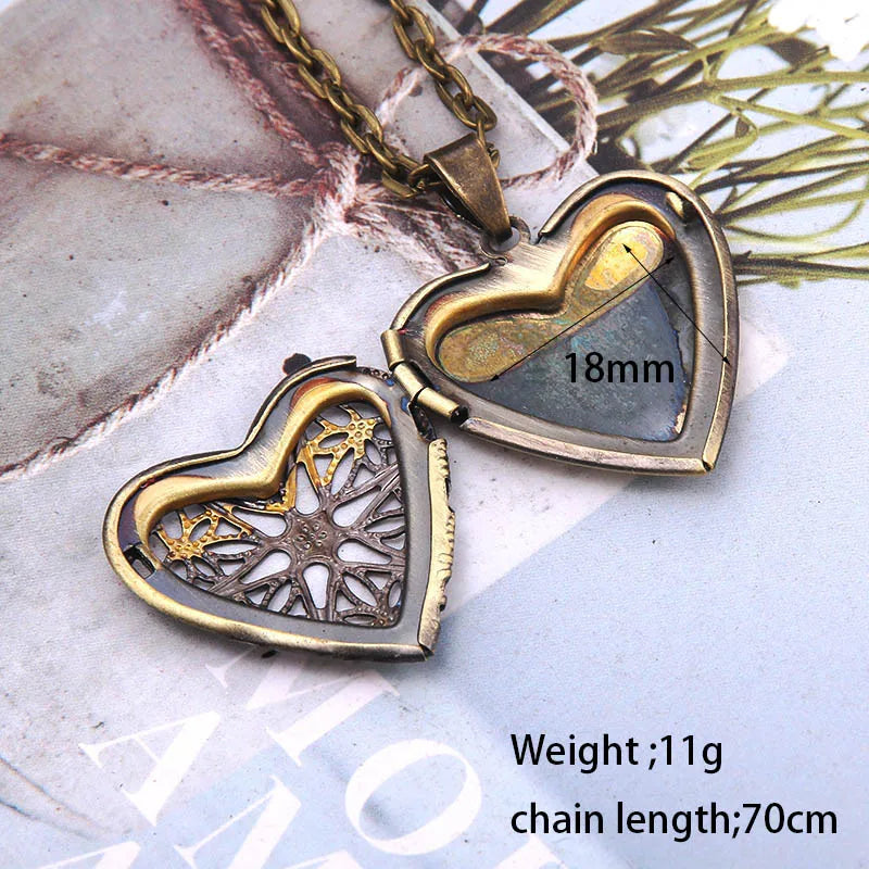 Heart Carved Flower stripe Locket Pendant Necklace Women Vintage Ancient Brass Opening Photo Box Jewelry Romantic Gift