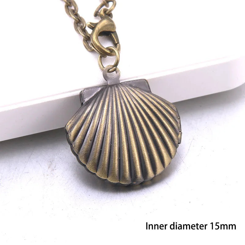 Heart Carved Flower stripe Locket Pendant Necklace Women Vintage Ancient Brass Opening Photo Box Jewelry Romantic Gift