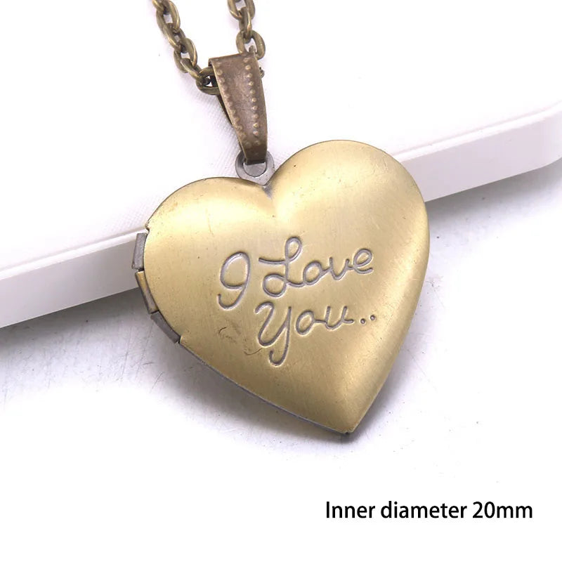 Heart Carved Flower stripe Locket Pendant Necklace Women Vintage Ancient Brass Opening Photo Box Jewelry Romantic Gift