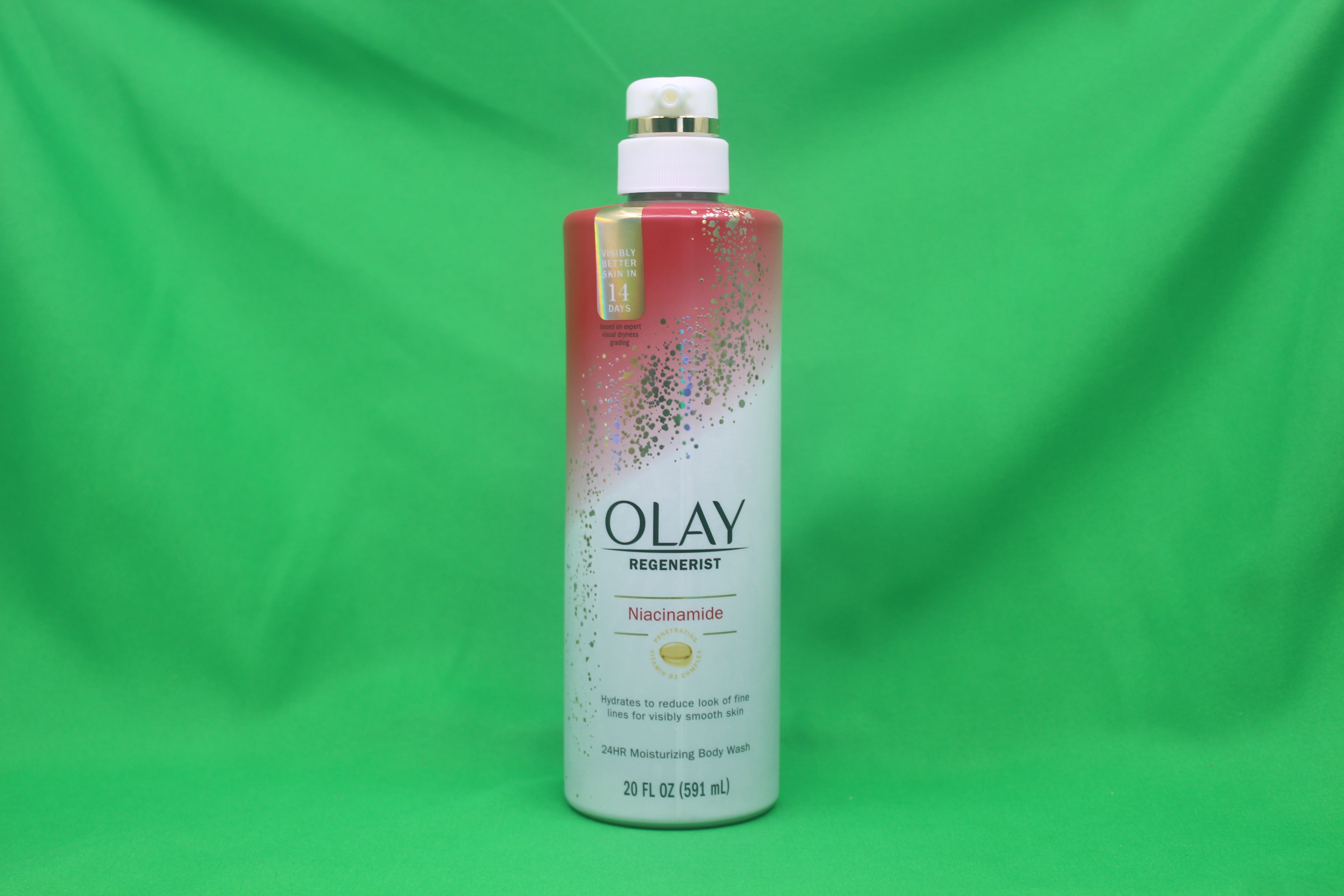 Olay Regenerist Moisturizing Body Wash 20 fl oz/591 ml - Premium Beauty Product