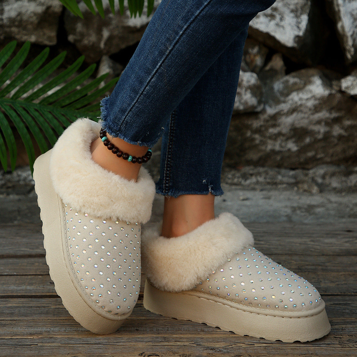 Wholesale of New Autumn Large-Size Foreign Trade Independent Station Rhinestone-Decorated Suede Fleece-Lined Thickened Warm Thick-Soled Snow Boots