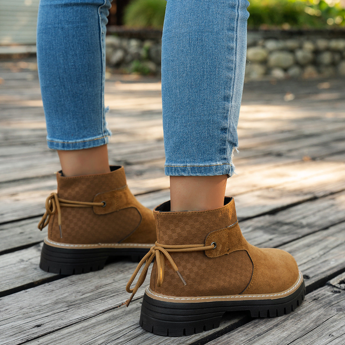 Amazon European and American Cross-Border Large Size 36 to 43 Autumn and Winter Beautiful Versatile Thick Heel Suede Side Zipper Fashion Boots Wholesale
