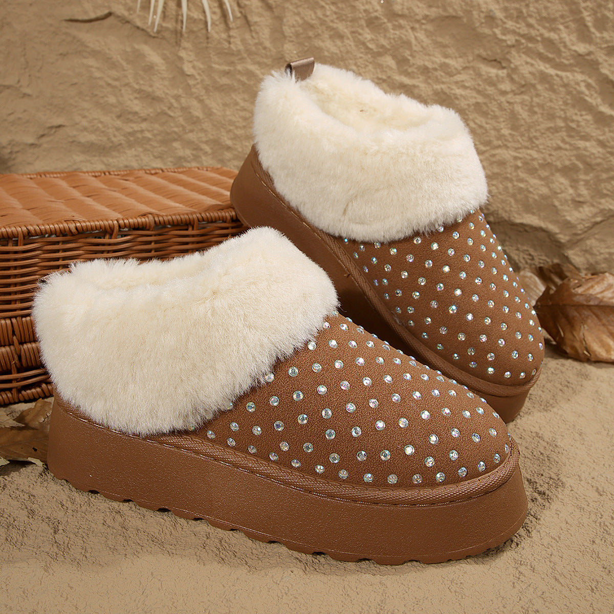 Wholesale of New Autumn Large-Size Foreign Trade Independent Station Rhinestone-Decorated Suede Fleece-Lined Thickened Warm Thick-Soled Snow Boots