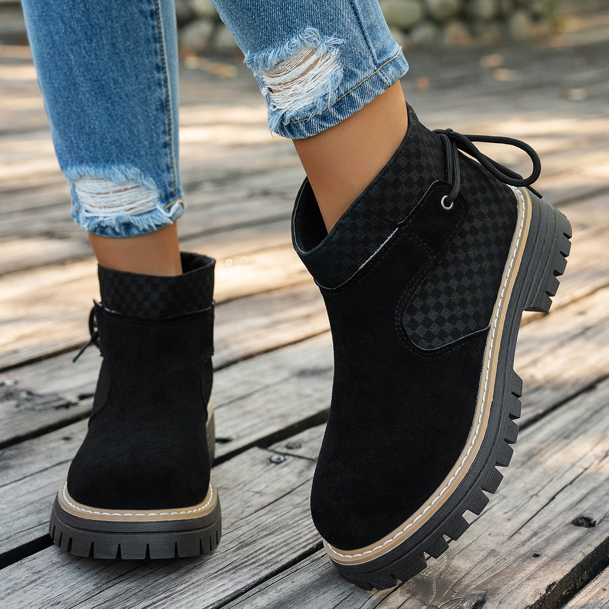 Amazon European and American Cross-Border Large Size 36 to 43 Autumn and Winter Beautiful Versatile Thick Heel Suede Side Zipper Fashion Boots Wholesale