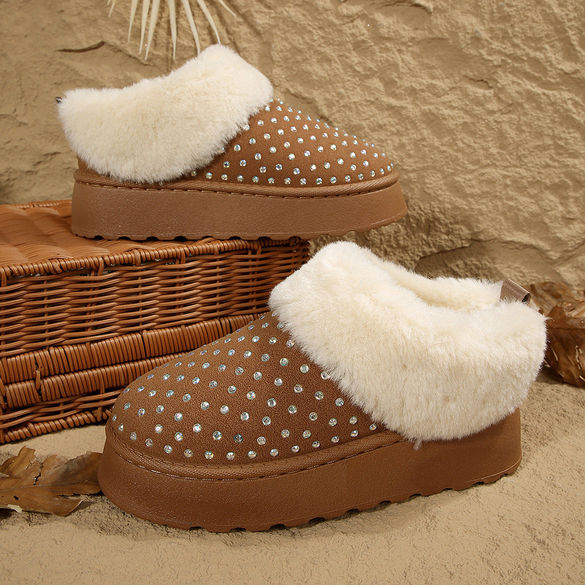 Wholesale of New Autumn Large-Size Foreign Trade Independent Station Rhinestone-Decorated Suede Fleece-Lined Thickened Warm Thick-Soled Snow Boots