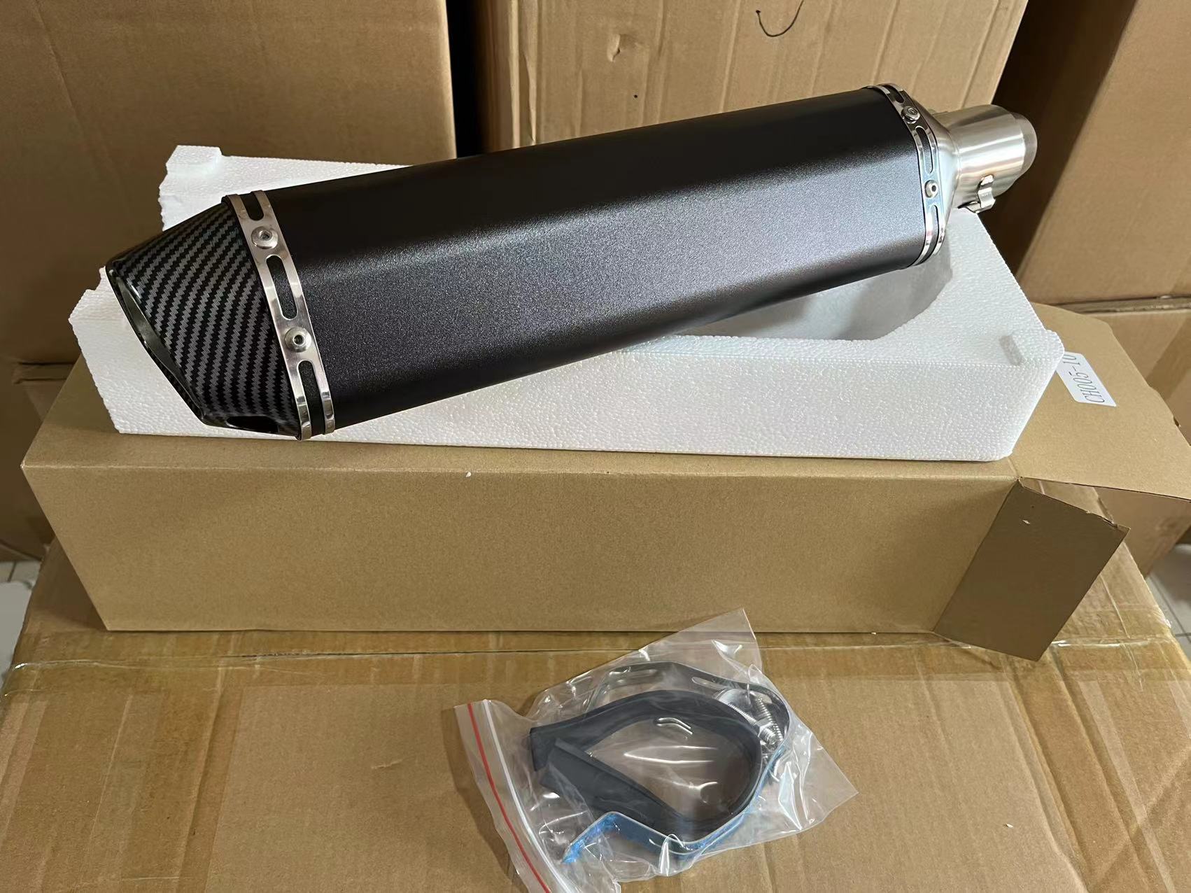 Motorcycle modification sports car Fuxi Kawasaki large displacement racing car small hexagonal universal Huanglong 600 lengthened 470mm