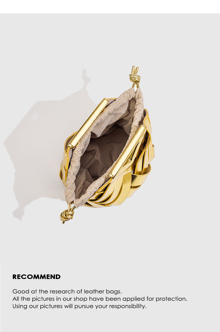 B New Style Basket Bag Triangular Crossbody Magnetic Buckle Woven Hollow Women's Handbag Tote Bag Single Shoulder Crossbody Bucket Bag