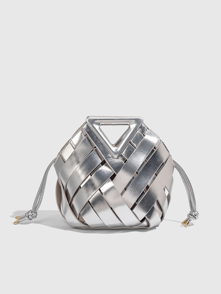 B New Style Basket Bag Triangular Crossbody Magnetic Buckle Woven Hollow Women's Handbag Tote Bag Single Shoulder Crossbody Bucket Bag