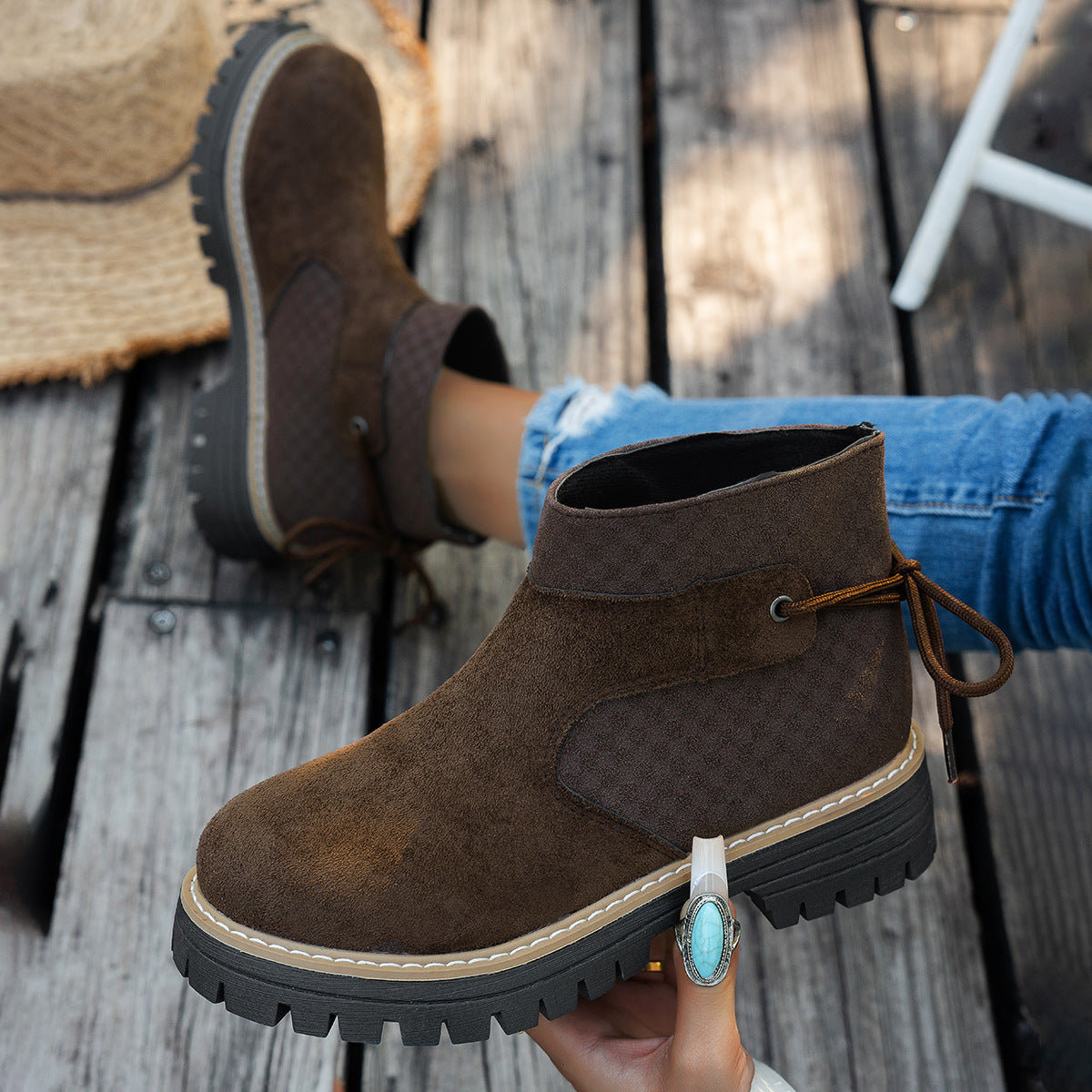 Amazon European and American Cross-Border Large Size 36 to 43 Autumn and Winter Beautiful Versatile Thick Heel Suede Side Zipper Fashion Boots Wholesale