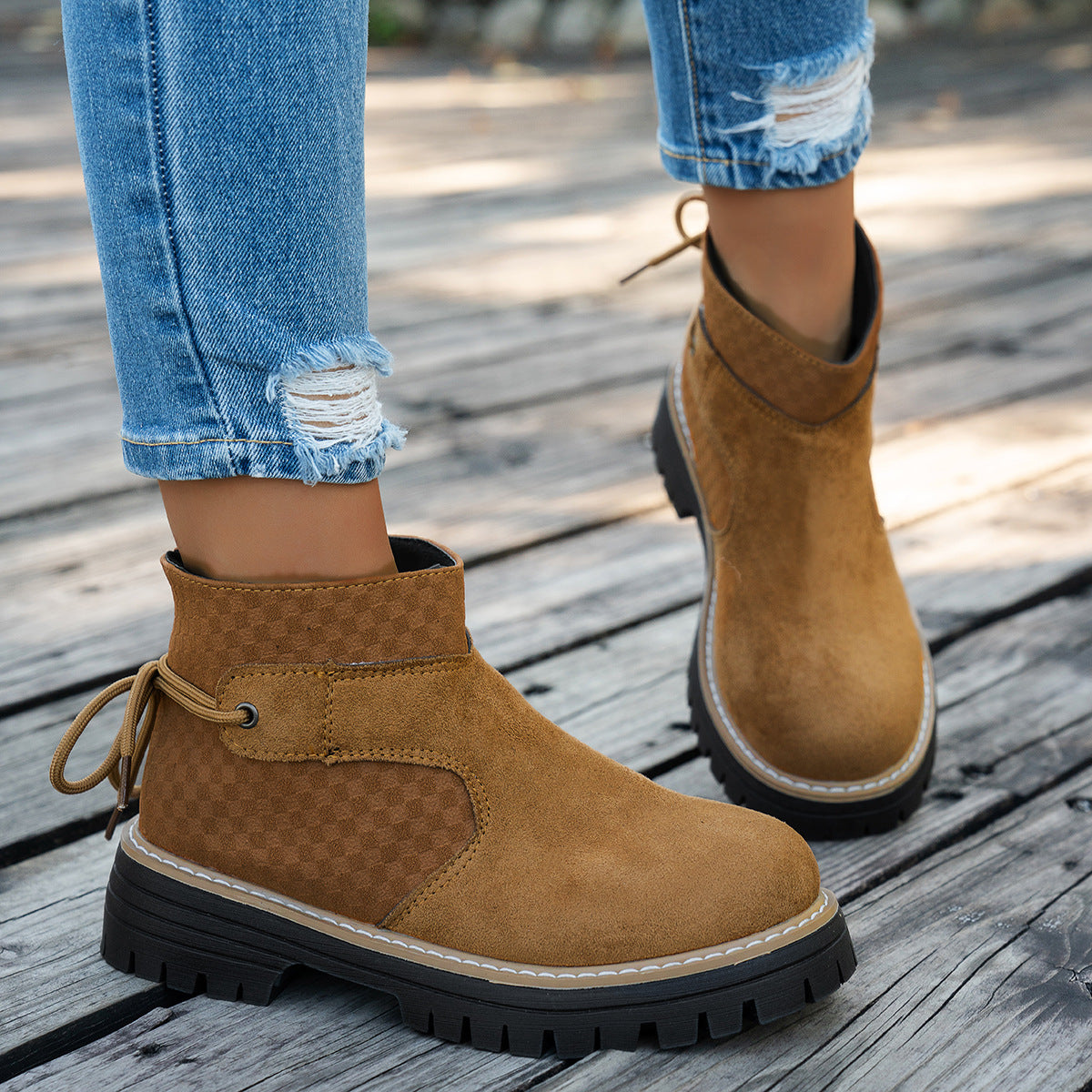Amazon European and American Cross-Border Large Size 36 to 43 Autumn and Winter Beautiful Versatile Thick Heel Suede Side Zipper Fashion Boots Wholesale