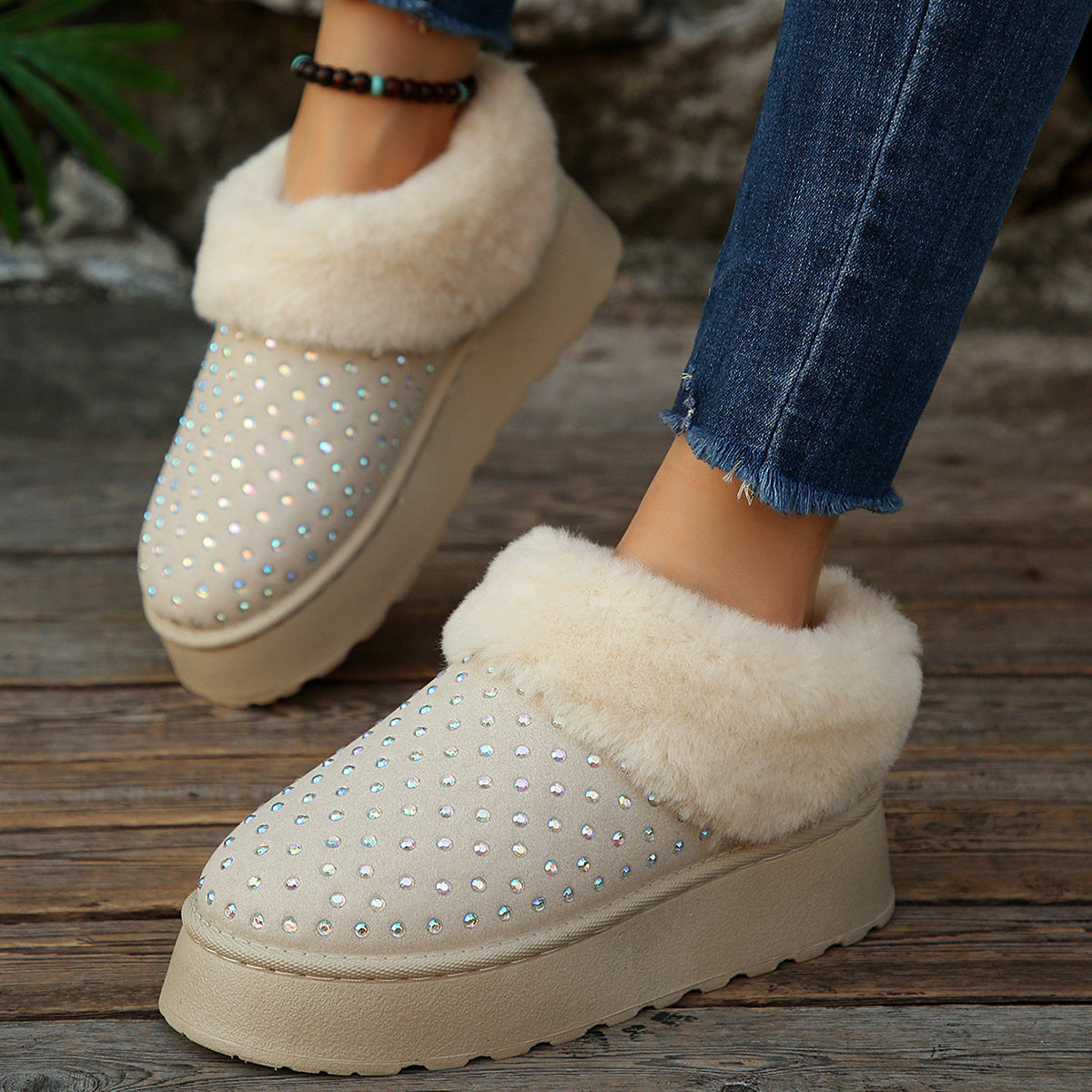 Wholesale of New Autumn Large-Size Foreign Trade Independent Station Rhinestone-Decorated Suede Fleece-Lined Thickened Warm Thick-Soled Snow Boots
