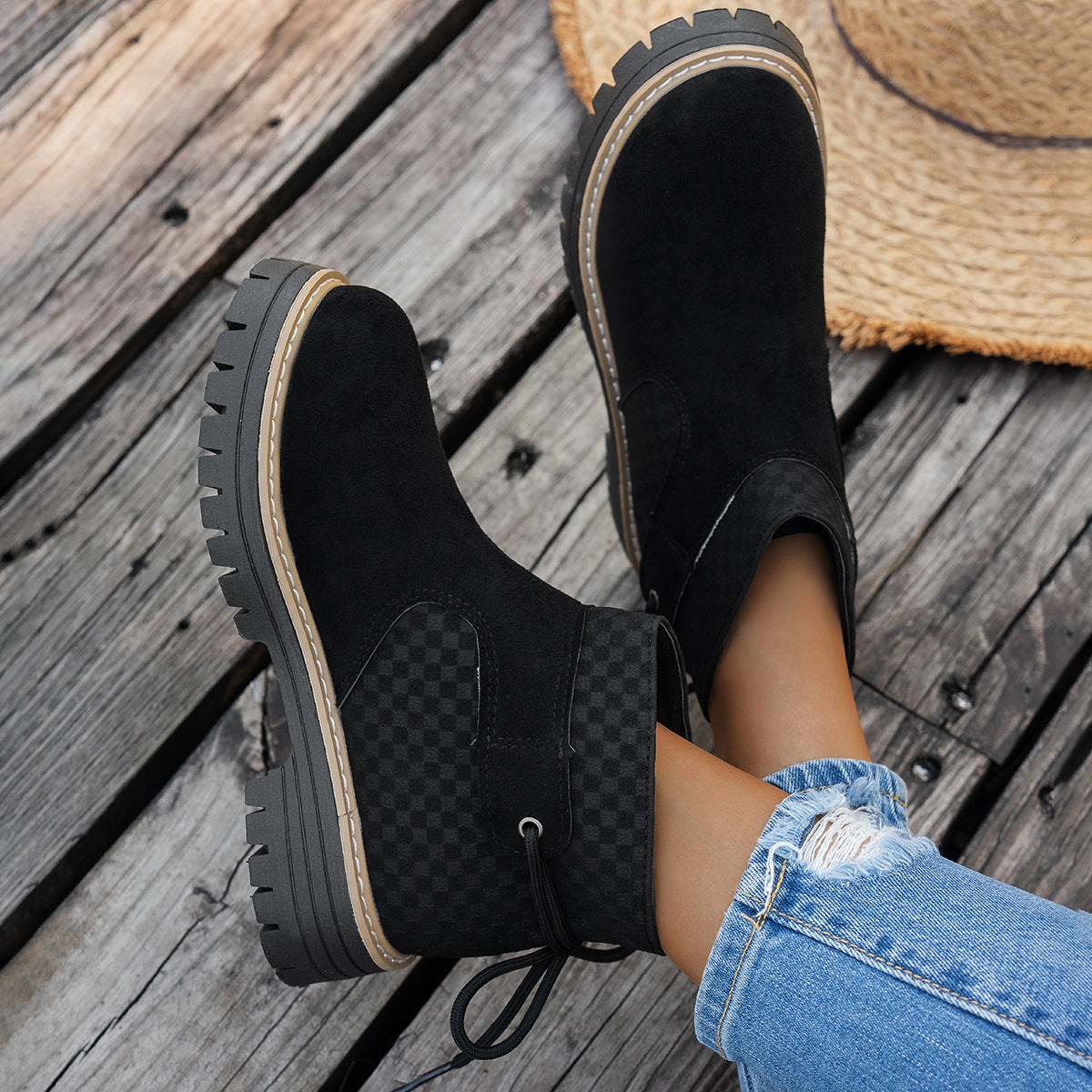 Amazon European and American Cross-Border Large Size 36 to 43 Autumn and Winter Beautiful Versatile Thick Heel Suede Side Zipper Fashion Boots Wholesale