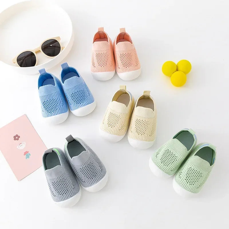 Breathable Knit Mesh Walking Shoes for Kids Spring Summer Soft Sole Anti-Collision Unisex Pastel Casual Sneakers Toddlers 1-3Y