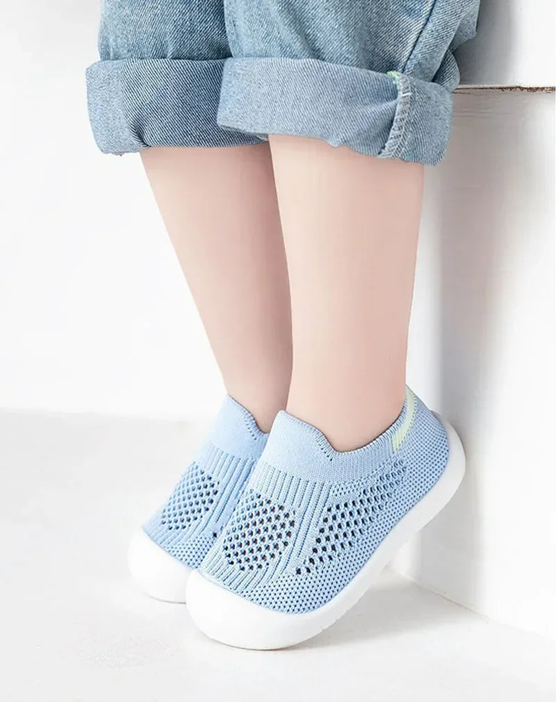 Breathable Knit Mesh Walking Shoes for Kids Spring Summer Soft Sole Anti-Collision Unisex Pastel Casual Sneakers Toddlers 1-3Y