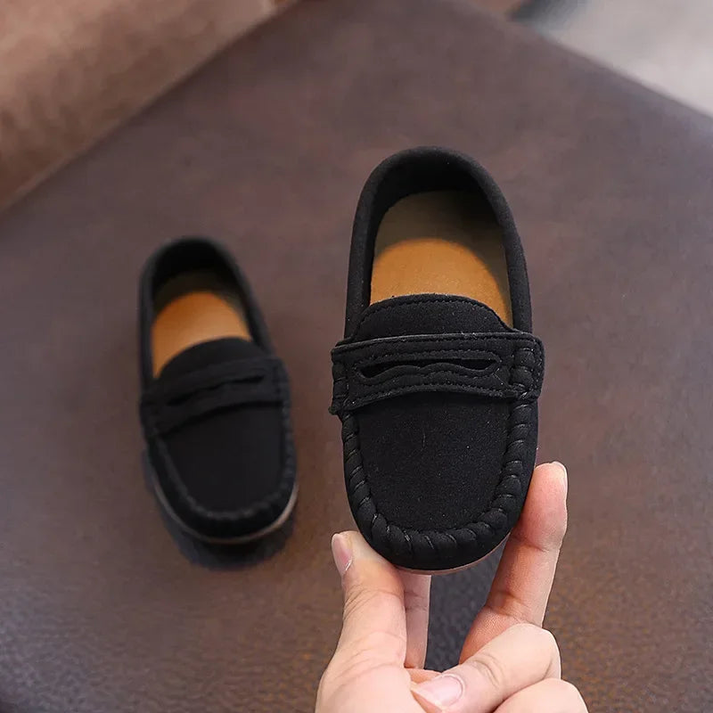 2025 New Fashion Kids Moccasins Soft Bottom Children Flats Retro Classic Boys Girls Casual Shoes Soild Color Versatile Non-slip
