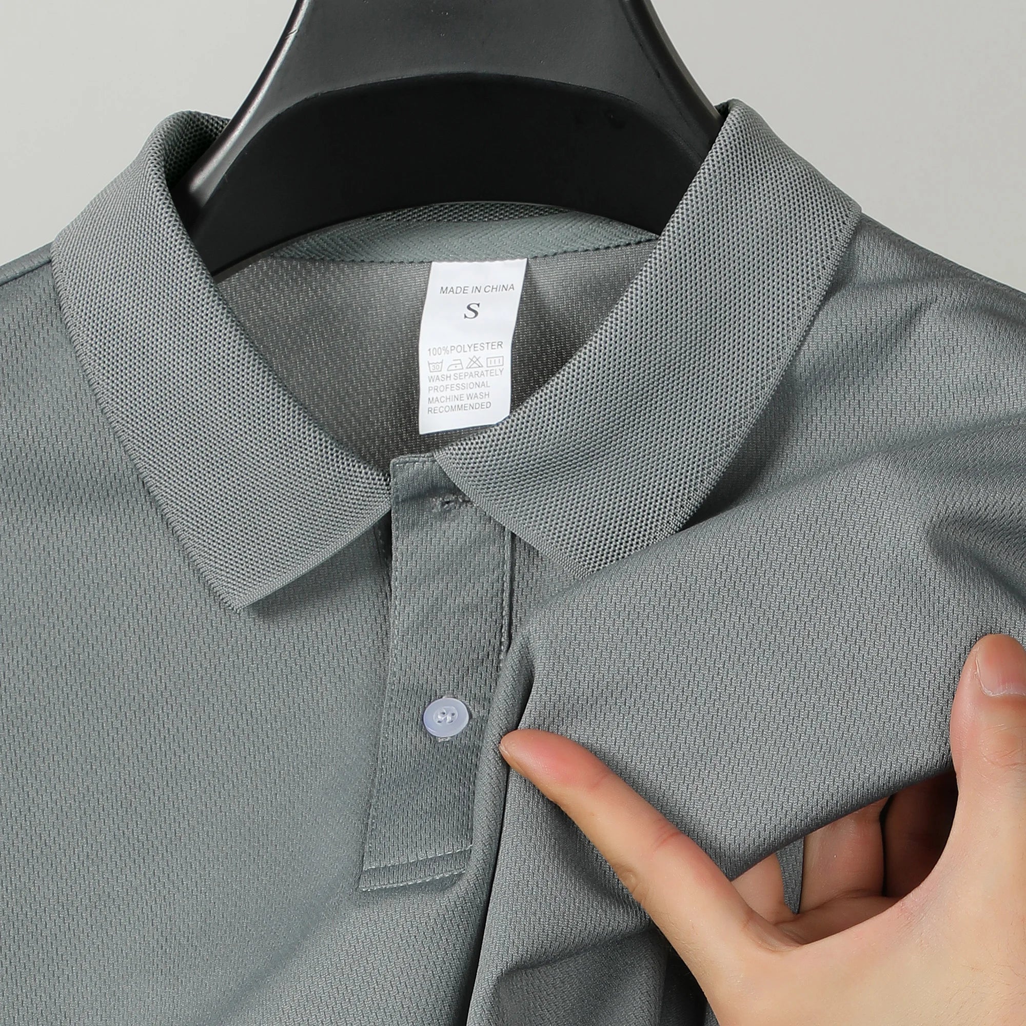 2025 Solid color polo shirt ultra-light men's quick-drying breathable sweat-wicking shirt suitable for fitness gym and running