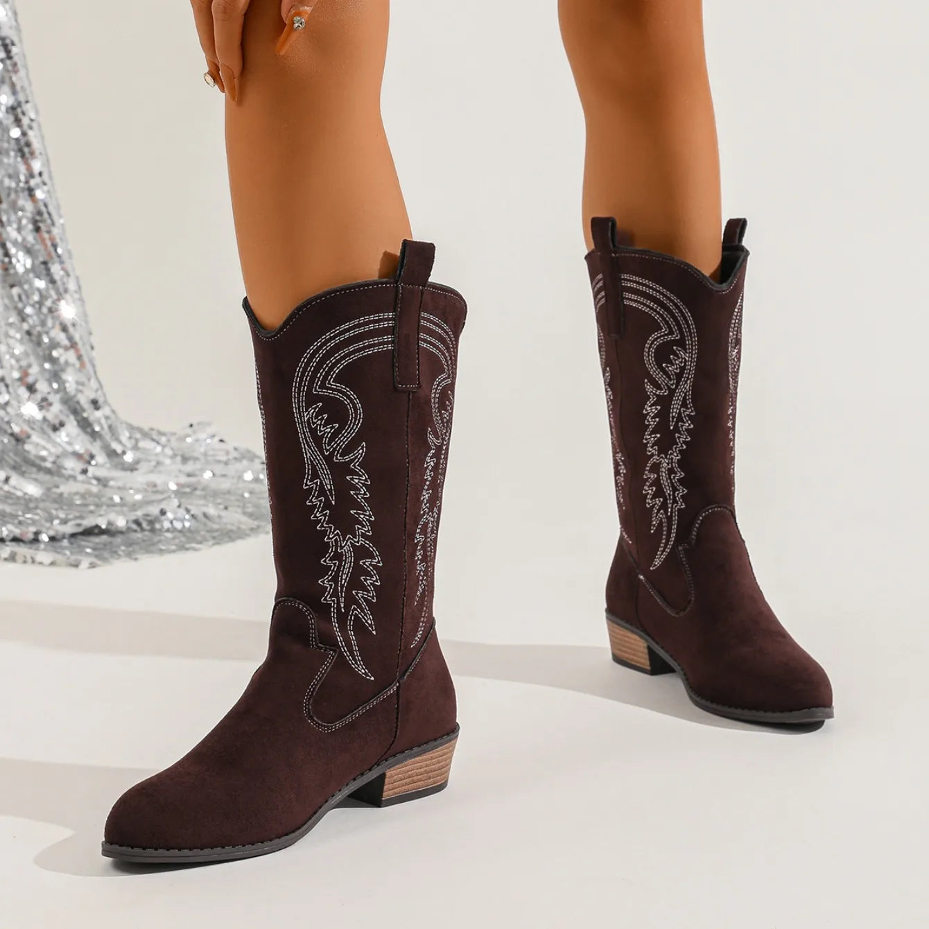 Women Mid-calf Boots Comfortable Outdoor Designer Shoes Pointed Western Cowboy Boots Women Retro Fashion Plus Size Women Shoes
