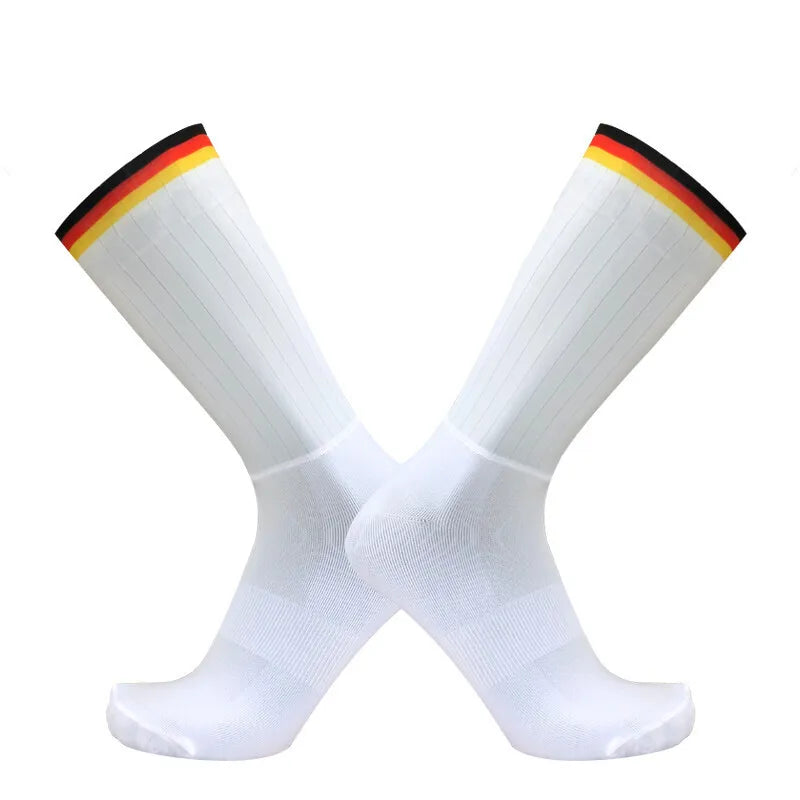 2026 New Cycling Slip Anti Silicone Summer Whiteline Aero Socks Men Bicycle Sport Running Bike Socks Calcetines 2024 New Socks