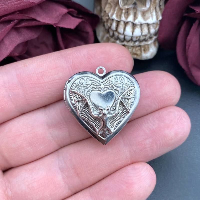 2pcs Bat Heart Locket Charms Stainless Steel Heart Photo Frame Pendant Designer Charms For Jewelry Making DIY Jewelry Findings