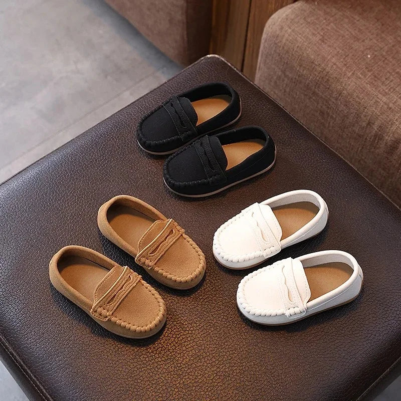 2025 New Fashion Kids Moccasins Soft Bottom Children Flats Retro Classic Boys Girls Casual Shoes Soild Color Versatile Non-slip