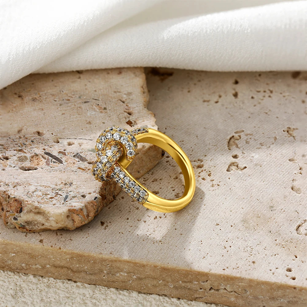 Colored Zircon  Intersection Ring Classic  Design Style Stainless Steel Waterproof Anti Fading Geometry Lady Unique Jewelry Gift