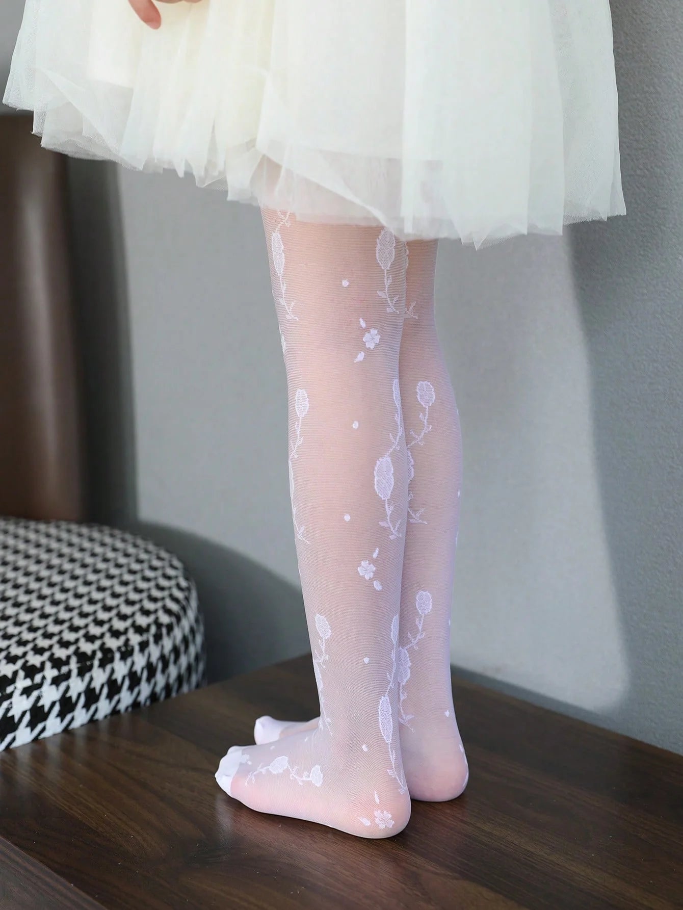 2 Pairs of Children Tight Pantyhose,Summer Thin Leggings Bouquet Pattern Mesh Stockings Little Princess White Tight Soft Hosiery