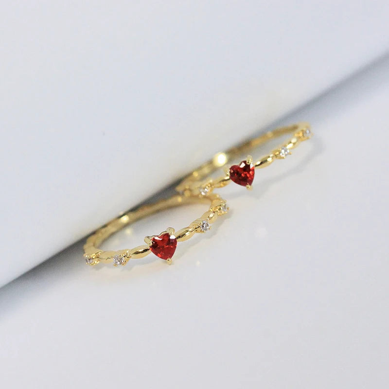 Huitan Exquisite Red Love CZ Engagement Proposal Rings for Women Thin Band Aesthetic Female Fashion Jewelry Fancy Birthday Gift