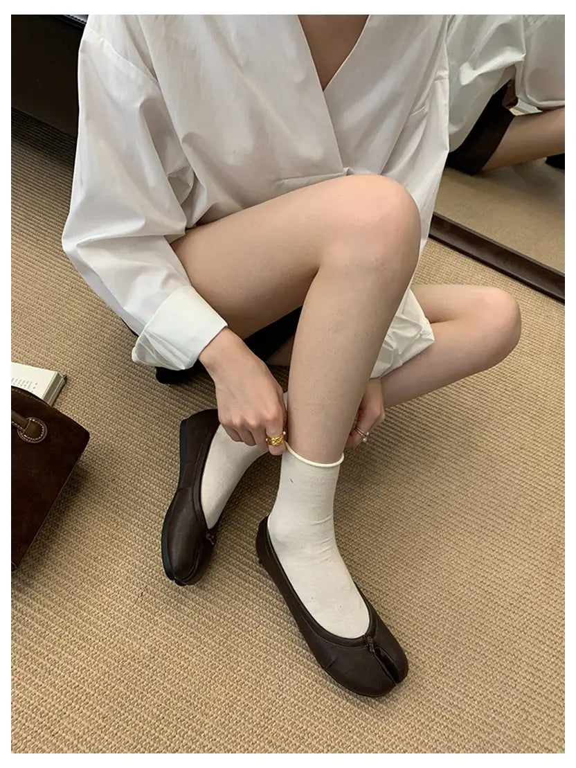Spring Split Toe Women Ballet Flats Fashion Tabi Shoes Causal Slip On Loafer Ladies Pleated Leather Espadrilles Zapatillas Mujer