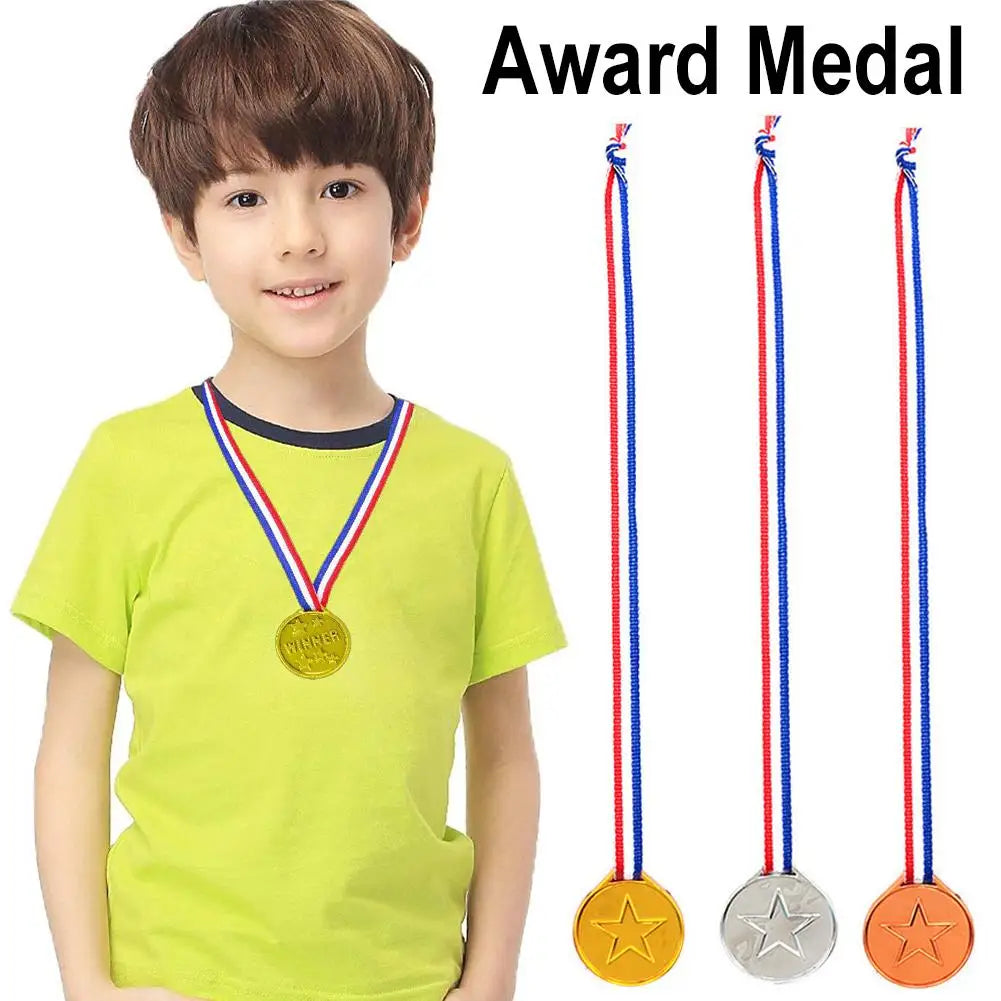 10/20Pcs Plastic Gold Winner Award Medals Kids Birthday Party Favors Sports Game Prize Toys Soccer Football Party Pinata Filler