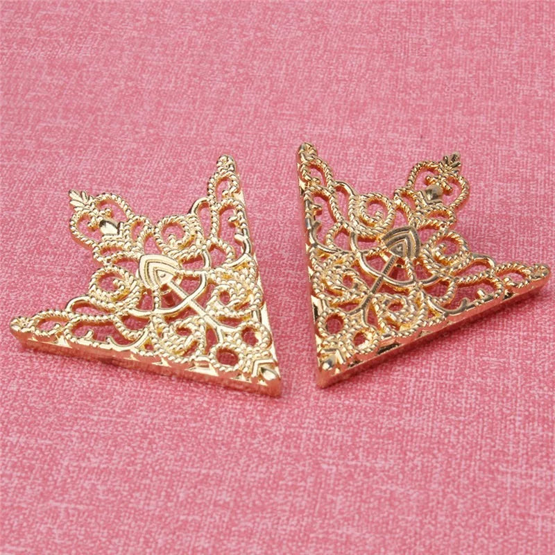 Fashion Women Brooch Accessories Tide Exquisite Pin Brooches For Ladies Blouse Brooch Collar Decorated Golden Shirt