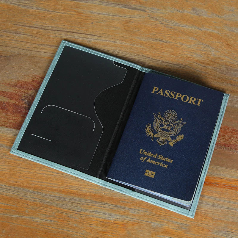 Laser Engarving Name Passport Cover Travel Wallet Pu Case for Passports Passeport Personnalisé Names Number