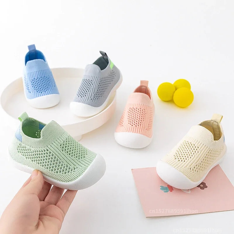 Breathable Knit Mesh Walking Shoes for Kids Spring Summer Soft Sole Anti-Collision Unisex Pastel Casual Sneakers Toddlers 1-3Y