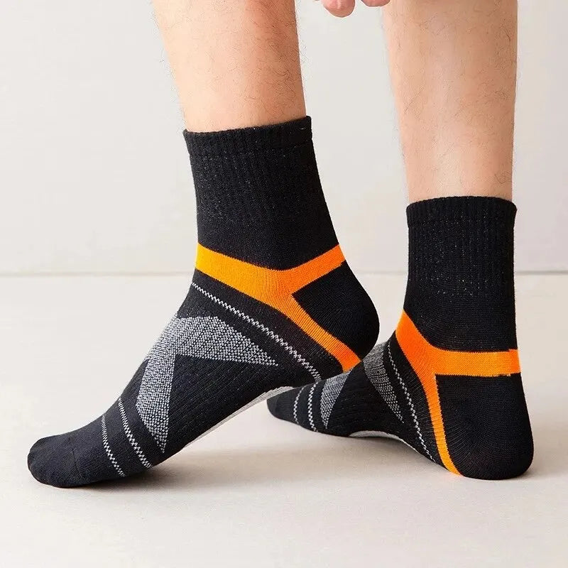 1-3 Pairs High Quality Men Socks Black Sports Socks Casual Soft Running Four Season Absorb Sweat Breathable Male Sock