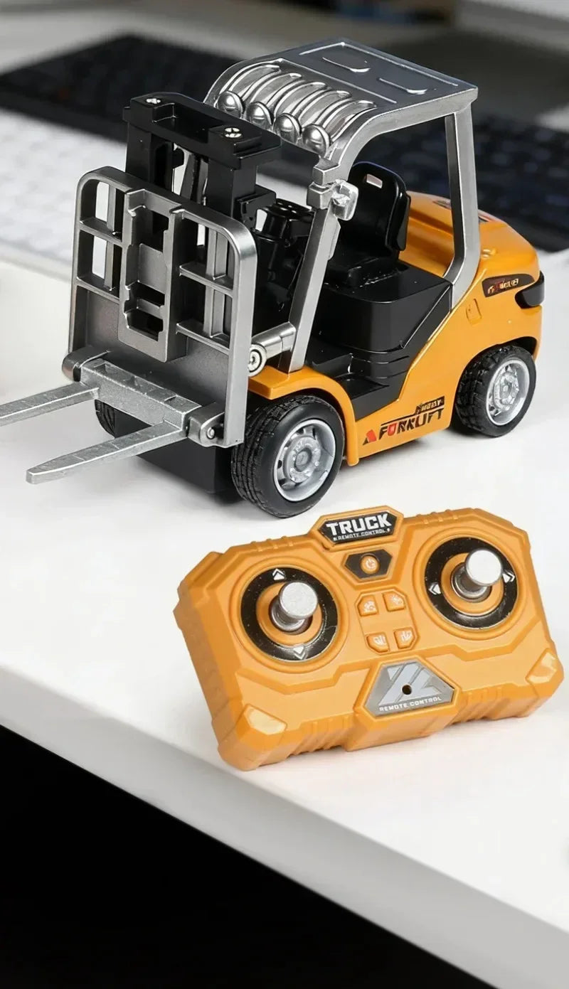 1:64 RC Mini Alloy Car Forklift with Trailer Excavator Desktop Game 2.4G Remote Control Engineering Lift Truck Child's Toy Gifts