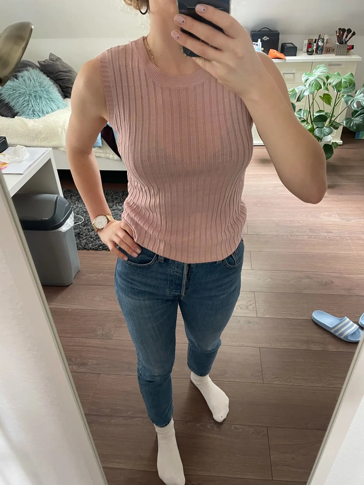 2026 Summer New Fashion Knitted Vests O-neck Sleeveless Casual Thin Tops Sleeveless Blouse Women Shirt