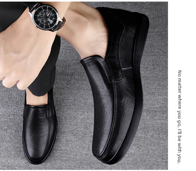 CLOHOO Men's Business Casual Shoes Handmade Layered Cowhide Rubber Bottom Leather Footwear for Office And Leisure