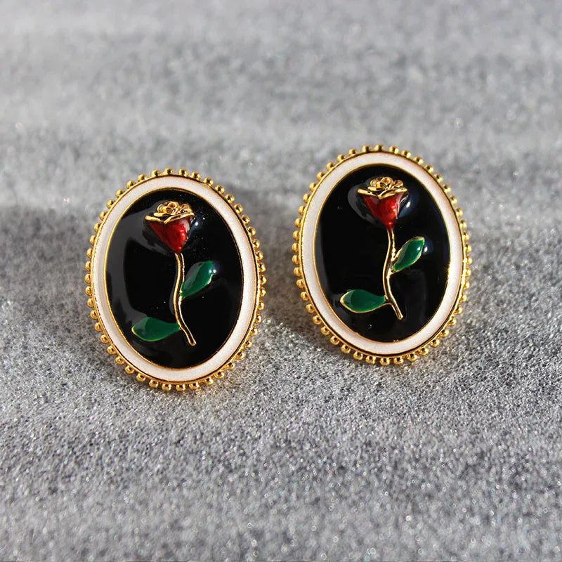 Vintage Medieval Luxury Rhinestone-set Oval Clip on Earrings Non Pierced for Women Retro White Geometric Pearl Ears Clip Jewelry