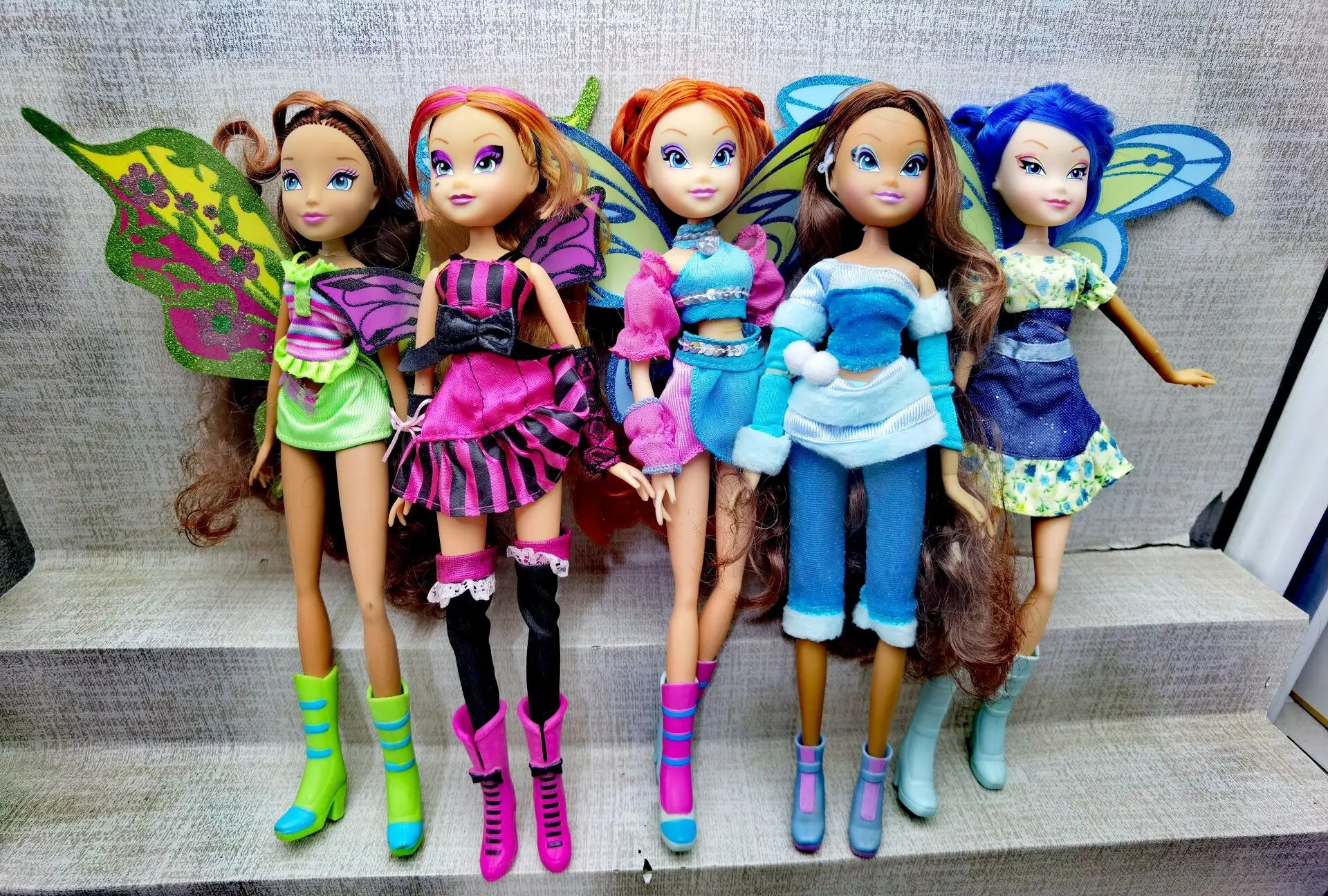 original Lovely blue hair girl colorful girl Action Figures dolls with win Accessorie body with Head Toys Accessories Kids Toys