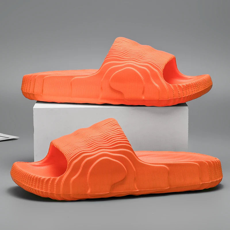 Man Fashion Sandals Solid Beach Slippers Summer Non Slip Sandals Soft Unisex Slides Women Luxury Outdoor Ultralight Shoes