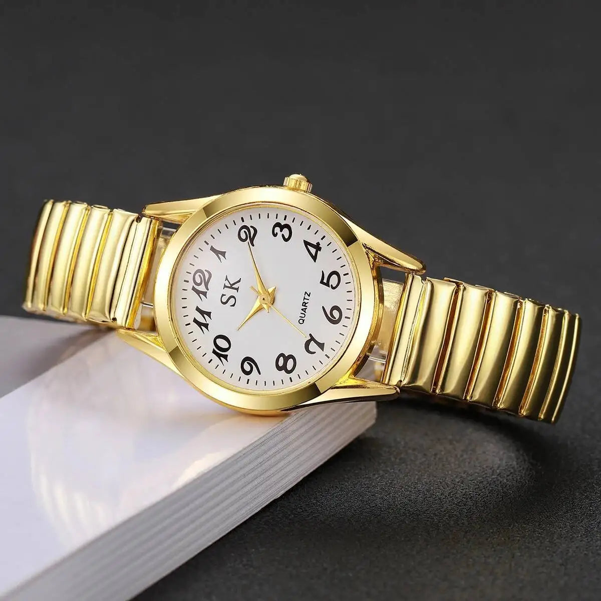 2PCS/Set Fashion Couple Watches Luxury Elastic Strap Women Watches Men Quartz Wristwatches (Without Box）